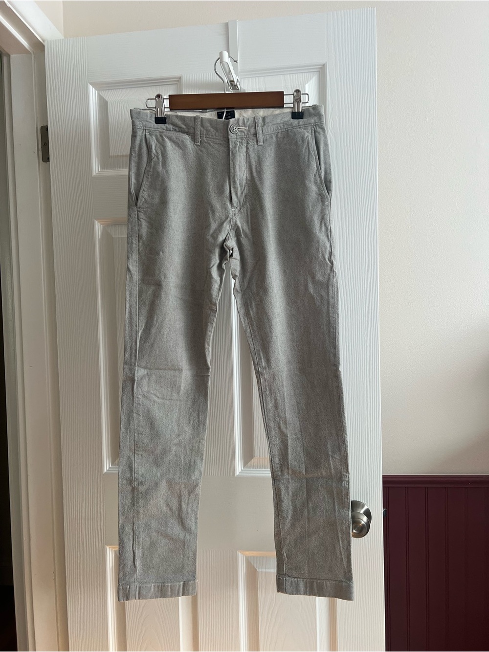 J. Crew Men's Light Gray Chino Pants